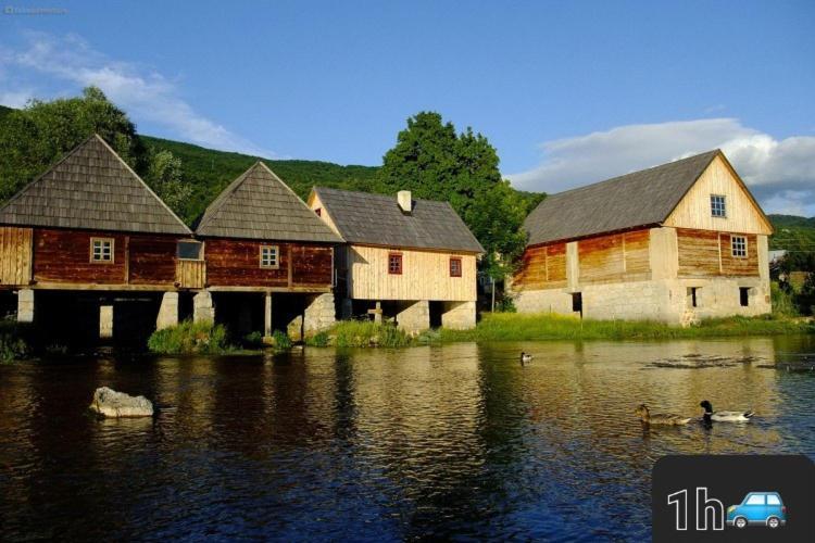 Ruralna Kuca Za Odmor Lika Vila Lovinac  Exterior foto